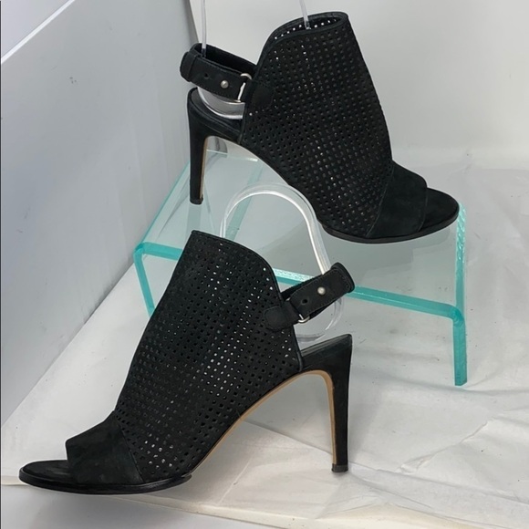 VINCE Sz 7.5 Black Perforated Suede Peep Toe Heels - Picture 2 of 12